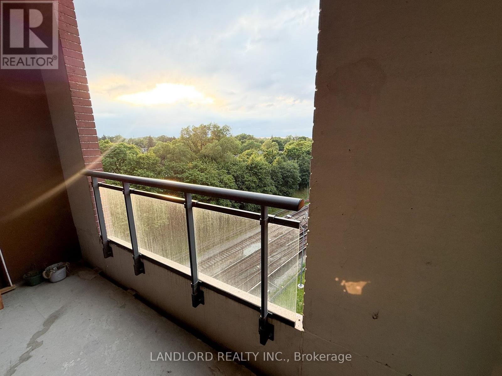 521 - 23 Glebe Road W, Toronto, Ontario  M5P 0A1 - Photo 12 - C13557154