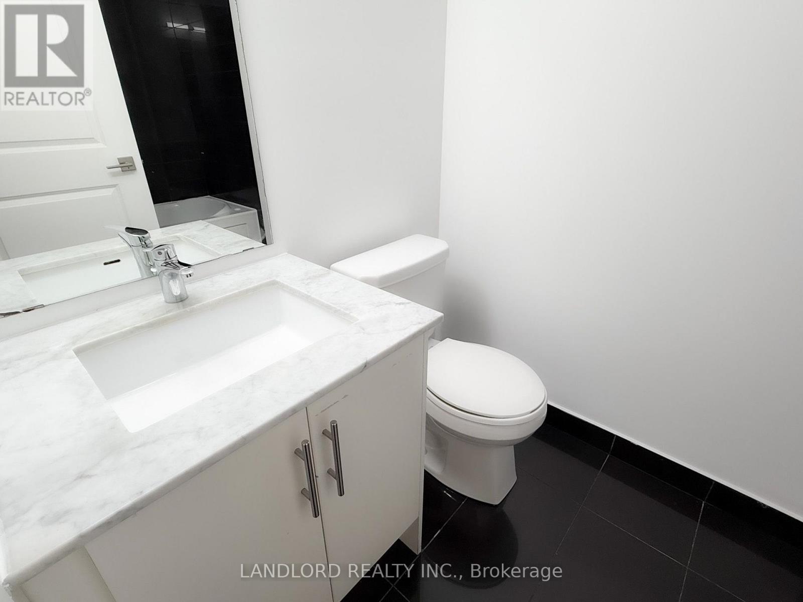 521 - 23 Glebe Road W, Toronto, Ontario  M5P 0A1 - Photo 14 - C13557154