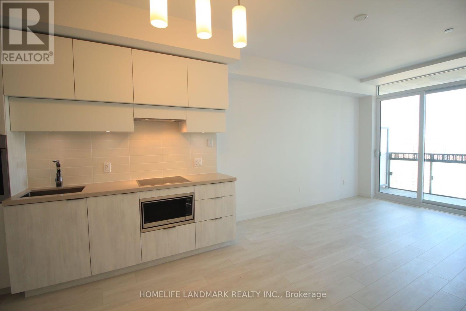 2405 - 8 Eglinton Avenue E, Toronto, Ontario  M4P 0C1 - Photo 3 - C13557184