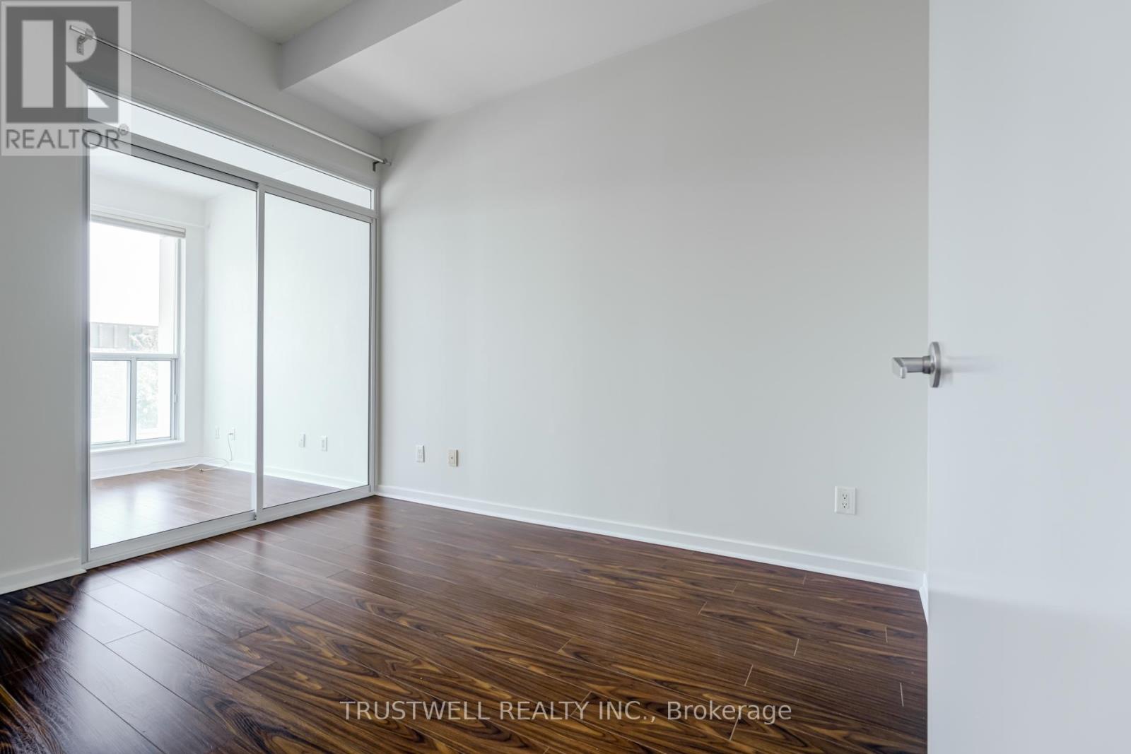 213 - 208 Queens Quay W, Toronto, Ontario M5J 2Y5 - Photo 14 - C13557252