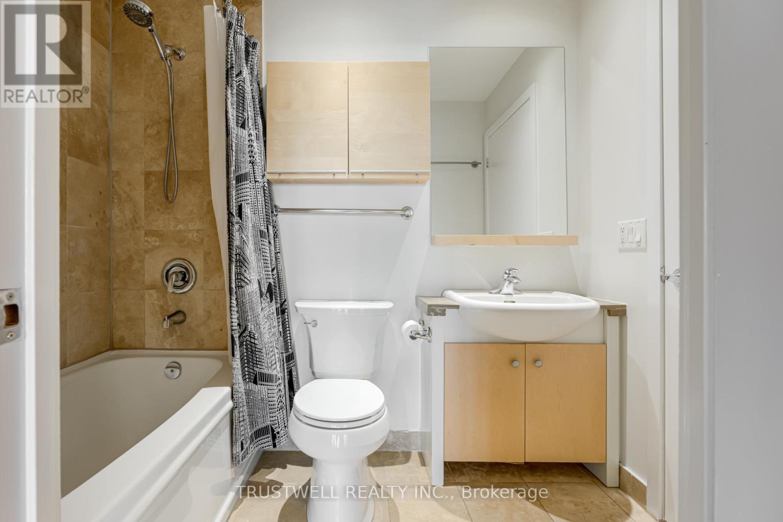 213 - 208 Queens Quay W, Toronto, Ontario M5J 2Y5 - Photo 20 - C13557252