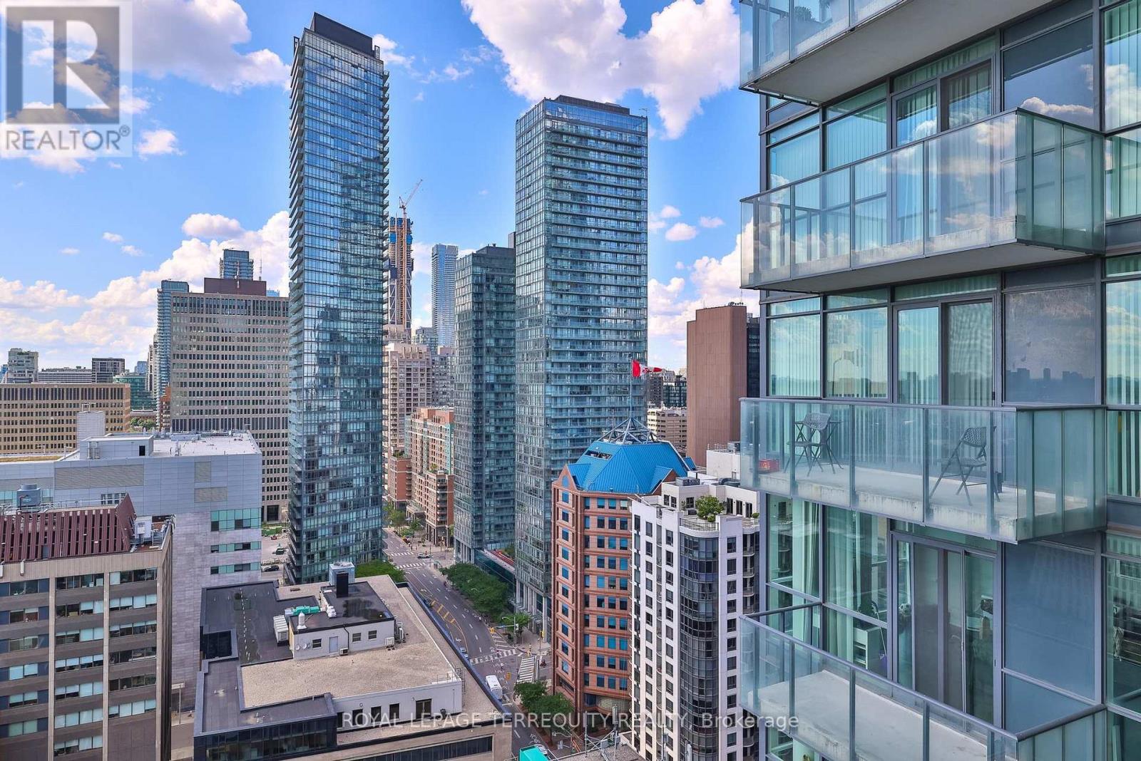 2412 - 770 Bay Street, Toronto, Ontario  M5G 0A6 - Photo 37 - C13557266