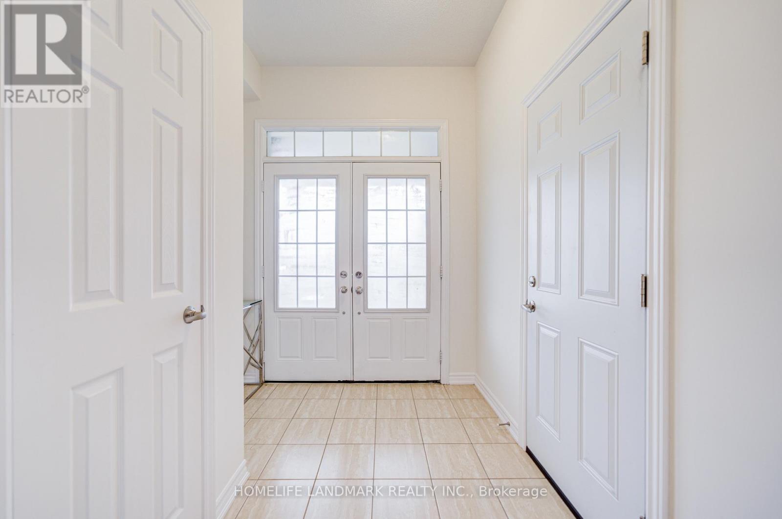 30 Garrardview Street, Ajax, Ontario  L1Z 0N5 - Photo 4 - E13557064