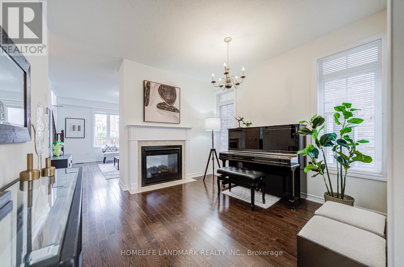 30 Garrardview Street, Ajax, Ontario  L1Z 0N5 - Photo 7 - E13557064