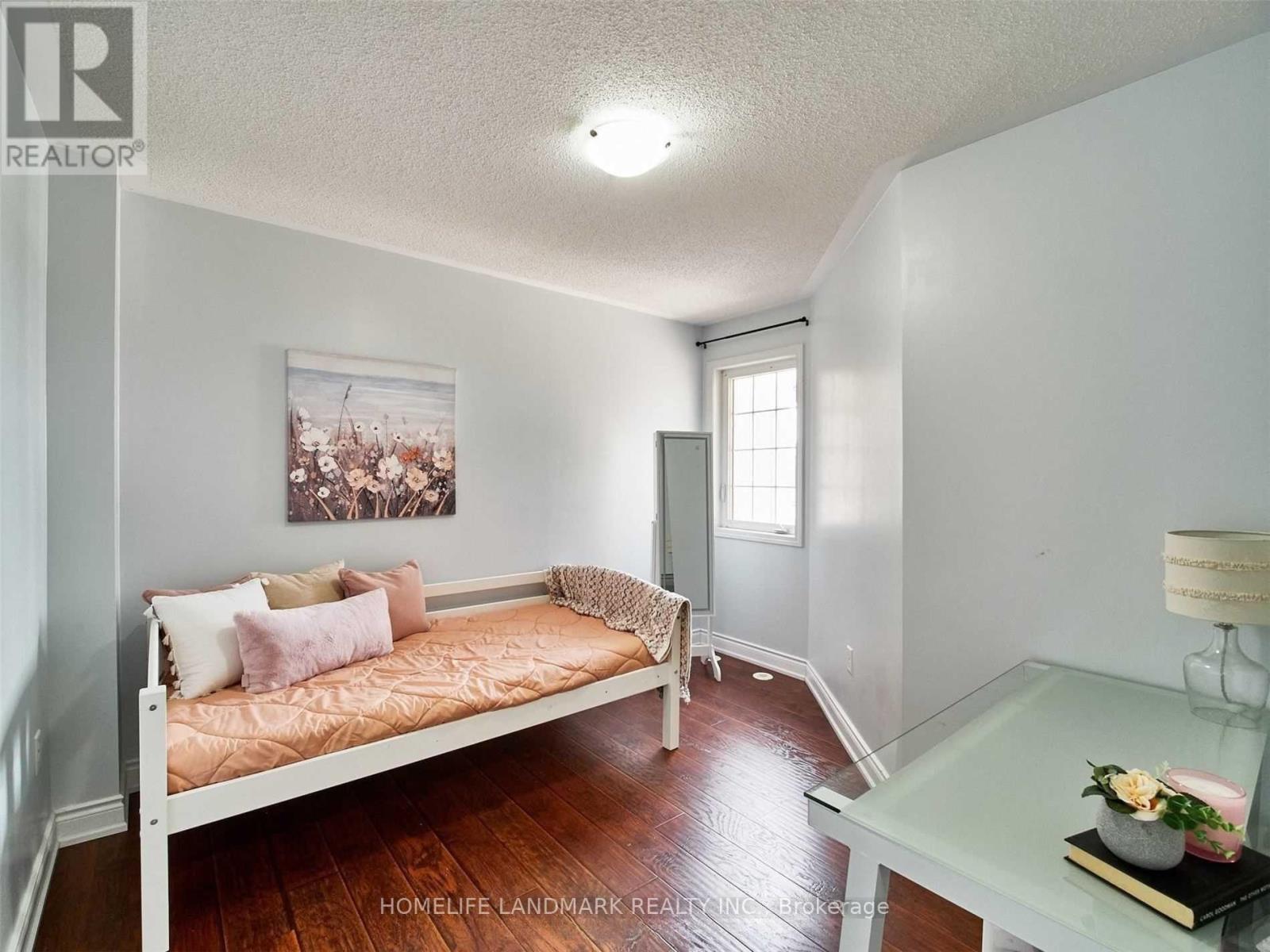 224 Rouge River Drive, Toronto, Ontario  M1B 0A8 - Photo 11 - E13557256