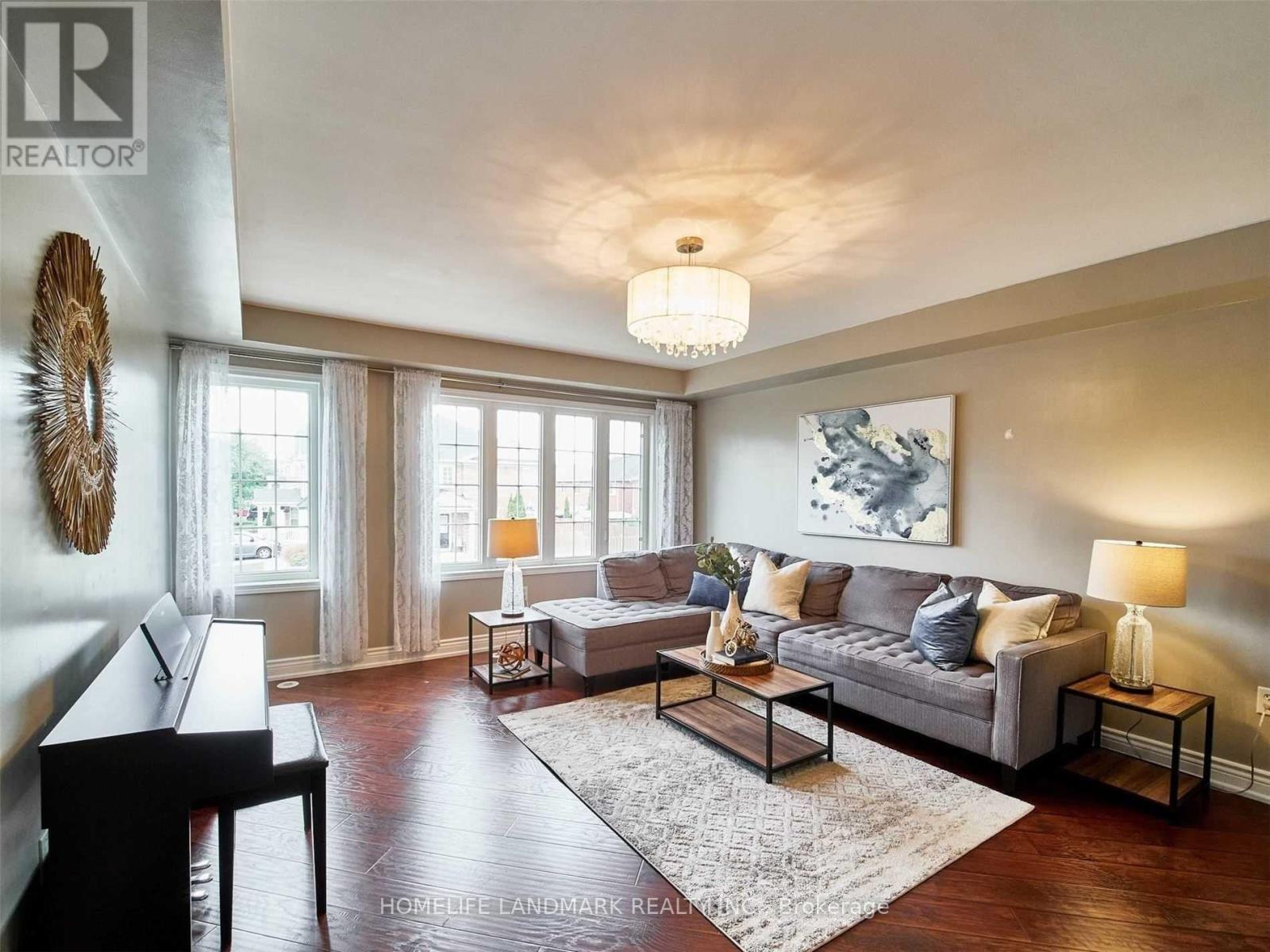 224 Rouge River Drive, Toronto, Ontario  M1B 0A8 - Photo 9 - E13557256
