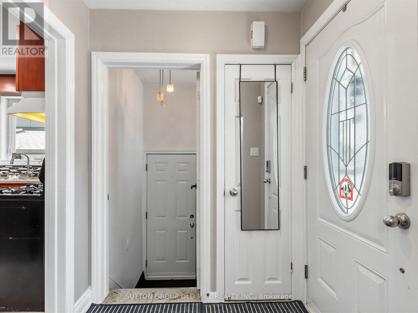 40 Tansley Avenue, Toronto, Ontario  M1J 1P3 - Photo 17 - E13557272