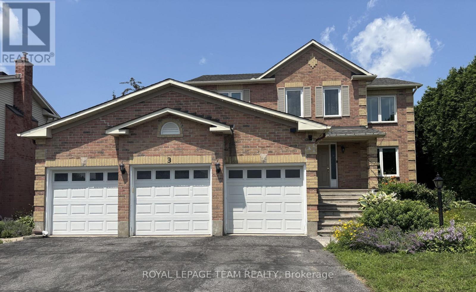 3 TOWER HILL CRESCENT, Ottawa