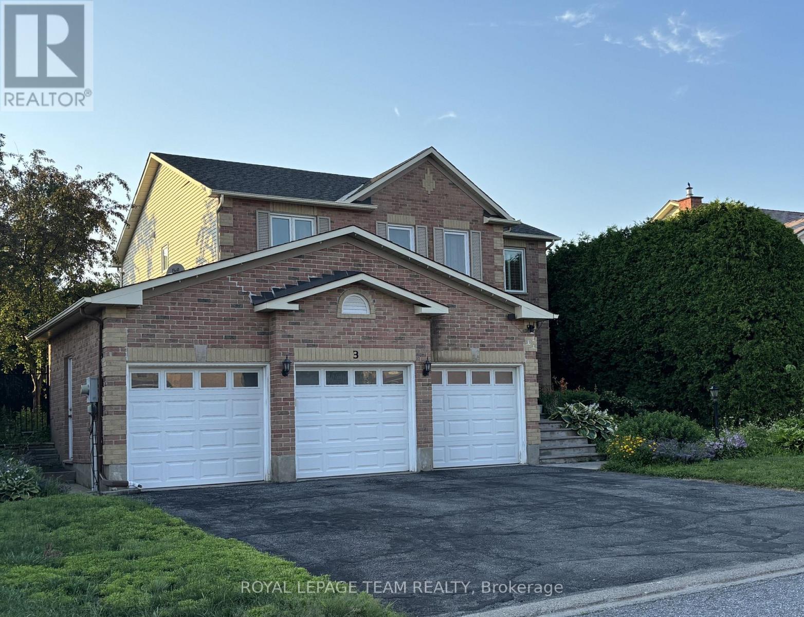 3 Tower Hill Crescent, Ottawa, Ontario  K2M 1R4 - Photo 2 - X13557258