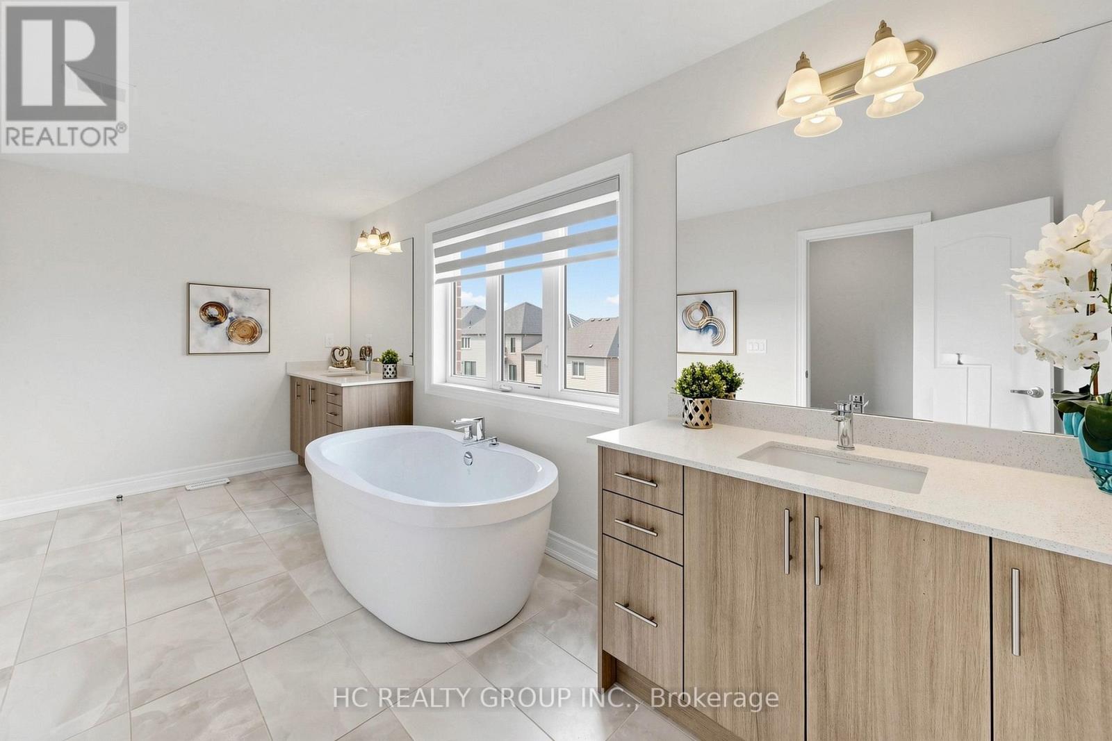 79 Silk Twist Drive, East Gwillimbury, Ontario  L9N 0W4 - Photo 14 - N13557018