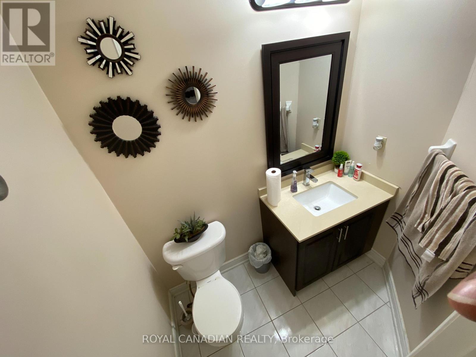 Upper - 9 Clarion Crescent, Markham, Ontario  L3S 3M8 - Photo 8 - N13557076