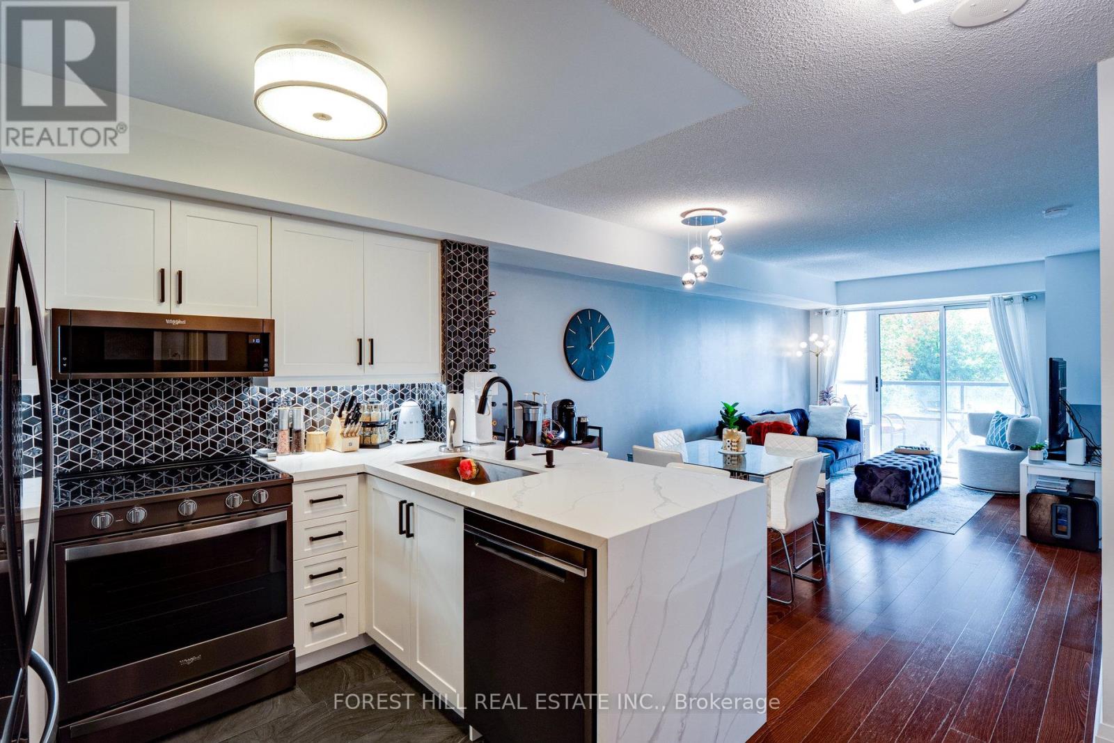 214 - 30 North Park Road, Vaughan (Beverley Glen), Ontario  L4J 0G6 - Photo 7 - N13557204
