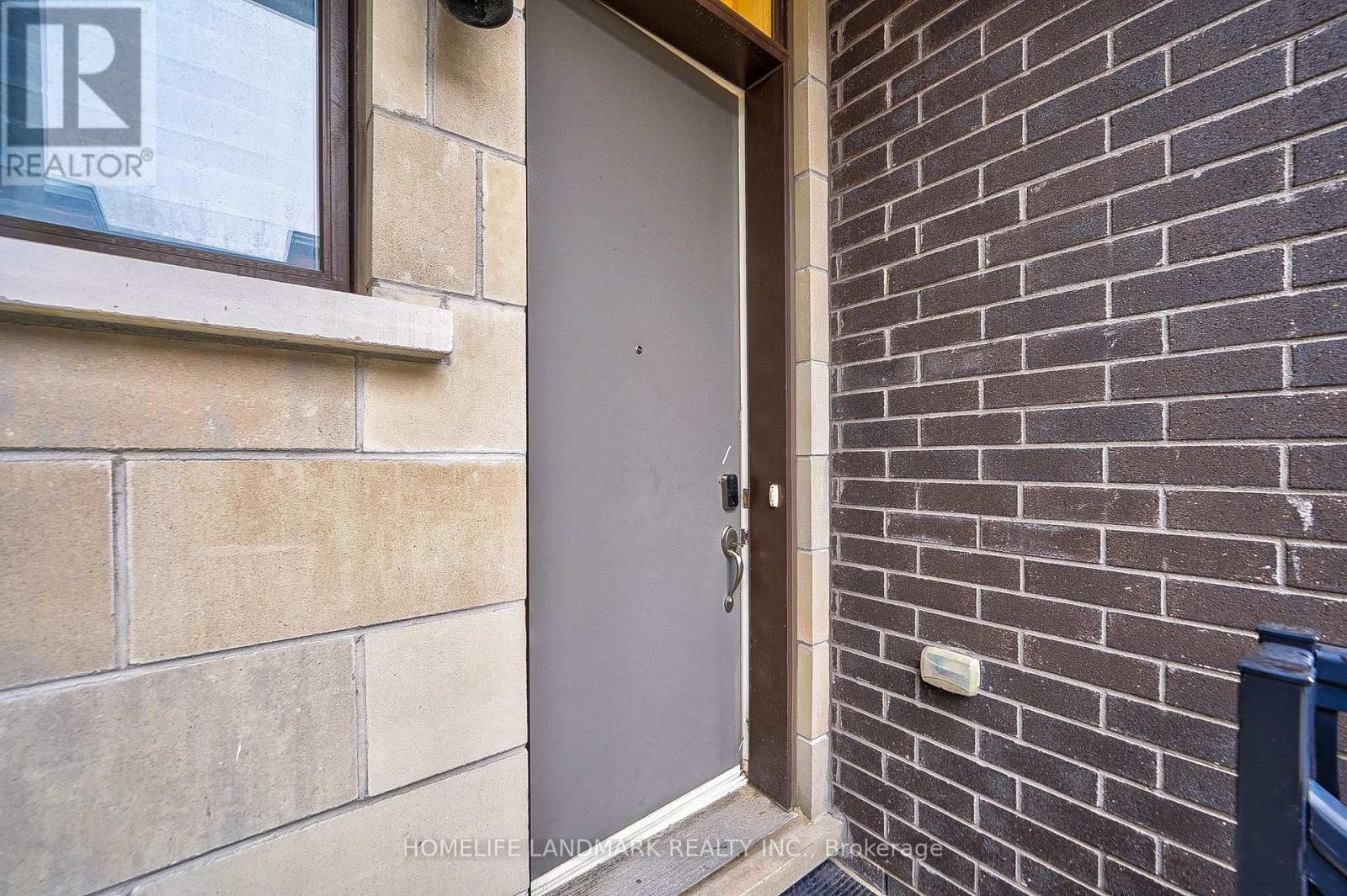 21 Genuine Lane, Richmond Hill, Ontario  L4B 0E5 - Photo 2 - N13557262