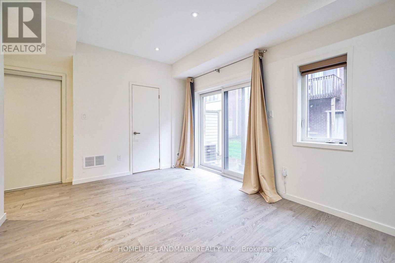 21 Genuine Lane, Richmond Hill, Ontario  L4B 0E5 - Photo 38 - N13557262