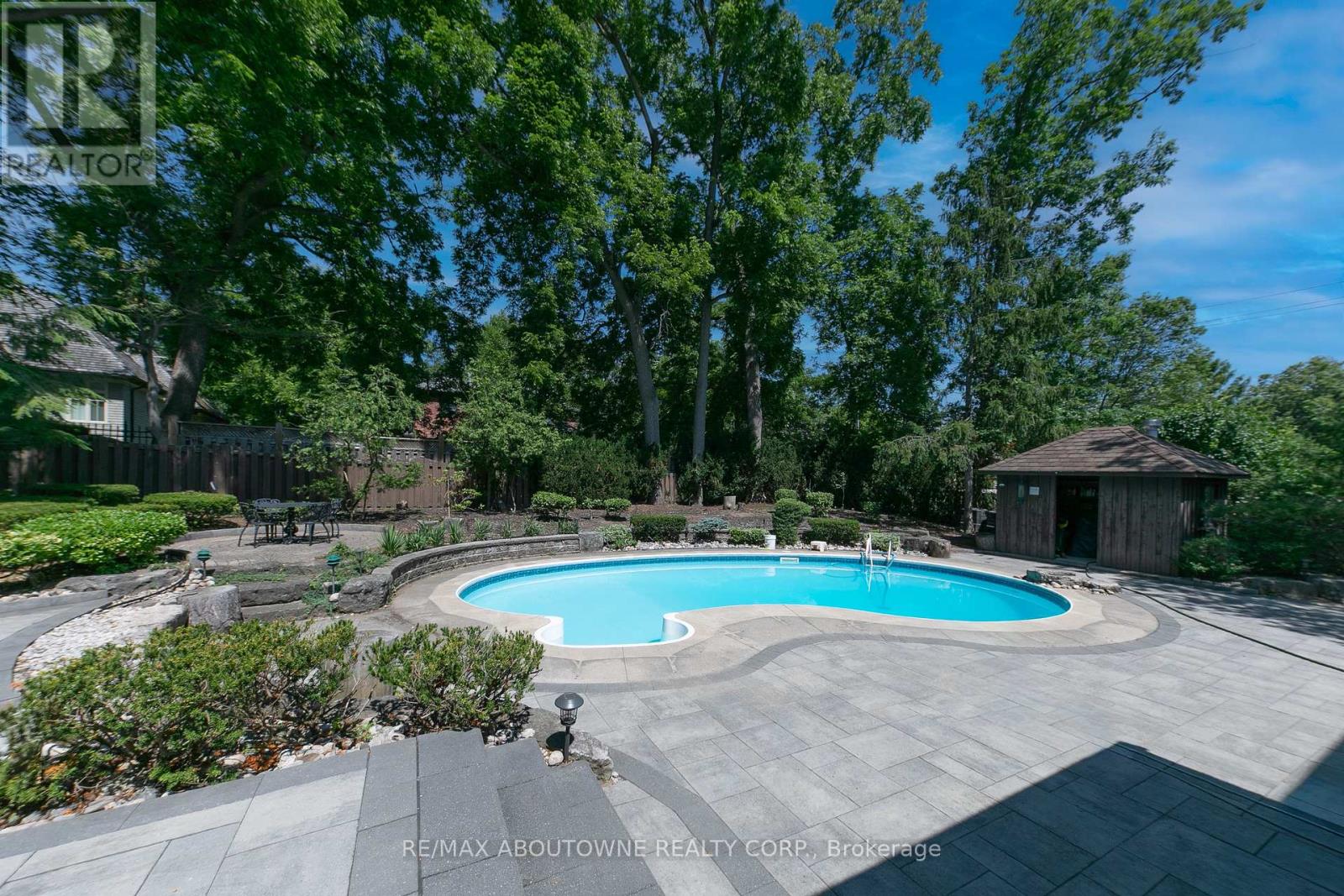 1201 Botany Hill W, Oakville, Ontario  L6J 6J5 - Photo 38 - W13557058