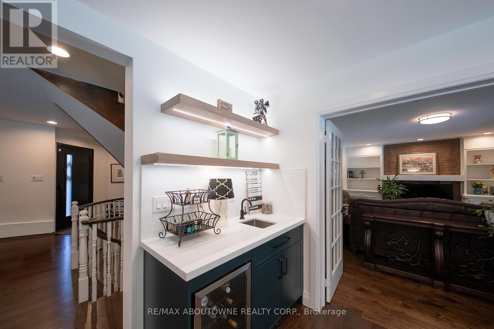 1201 Botany Hill W, Oakville, Ontario  L6J 6J5 - Photo 8 - W13557058