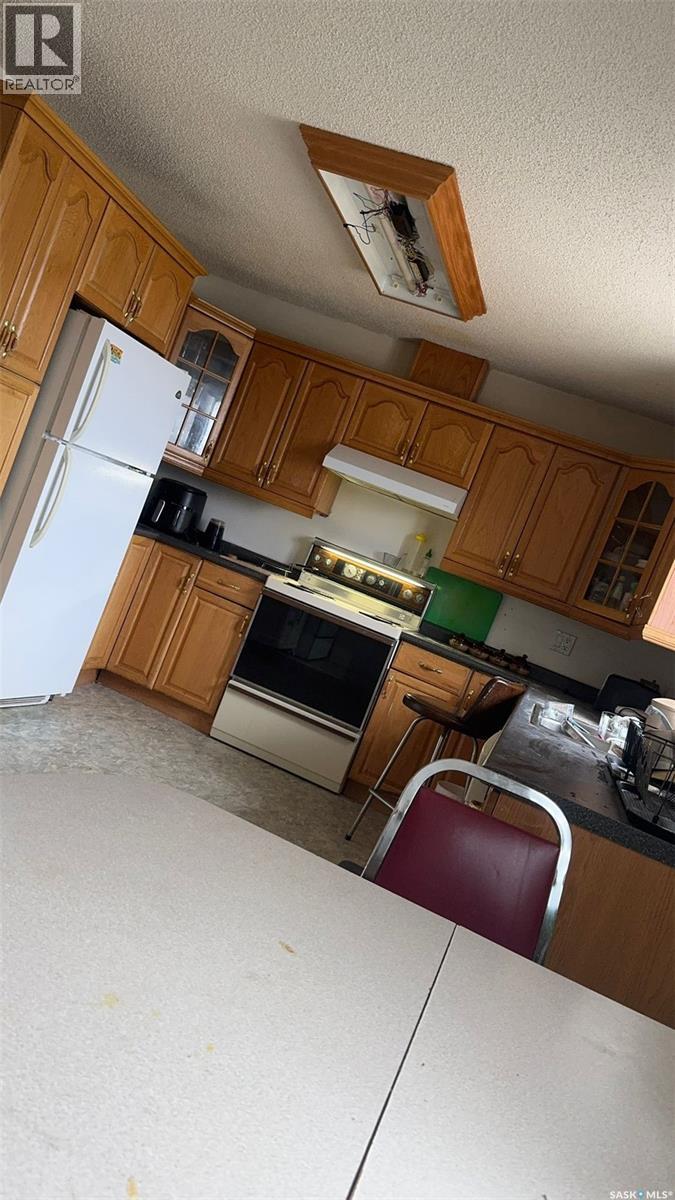 1304 Park Avenue E, Esterhazy, Saskatchewan  S0A 0X0 - Photo 9 - SK042398