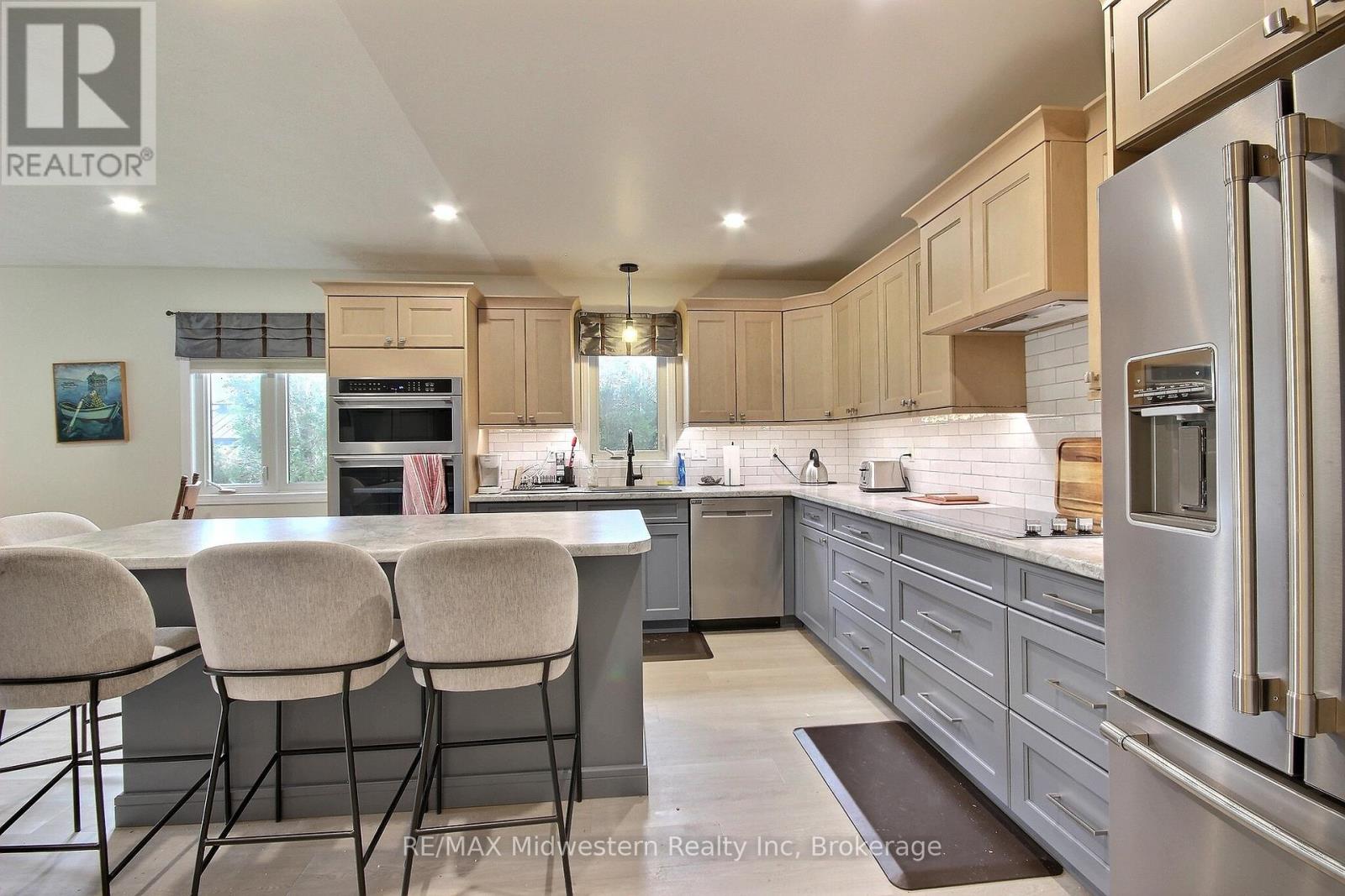 380 Havelock Avenue S, North Perth, Ontario  N4W 3T4 - Photo 5 - X13021756