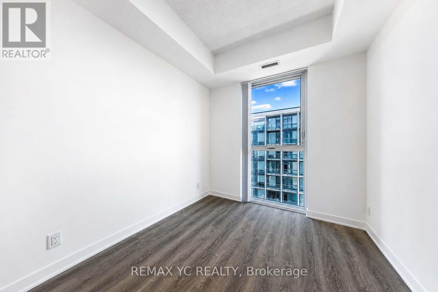 2212 - 180 Front Street E, Toronto, Ontario  M5A 0A9 - Photo 13 - C13556274