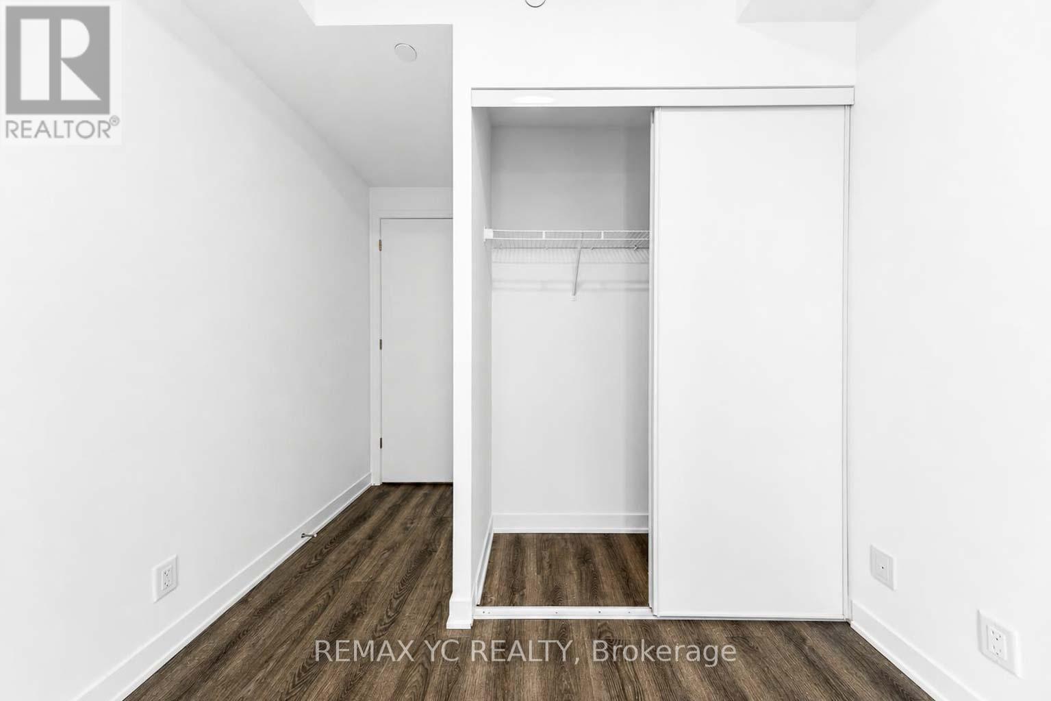 2212 - 180 Front Street E, Toronto, Ontario  M5A 0A9 - Photo 16 - C13556274