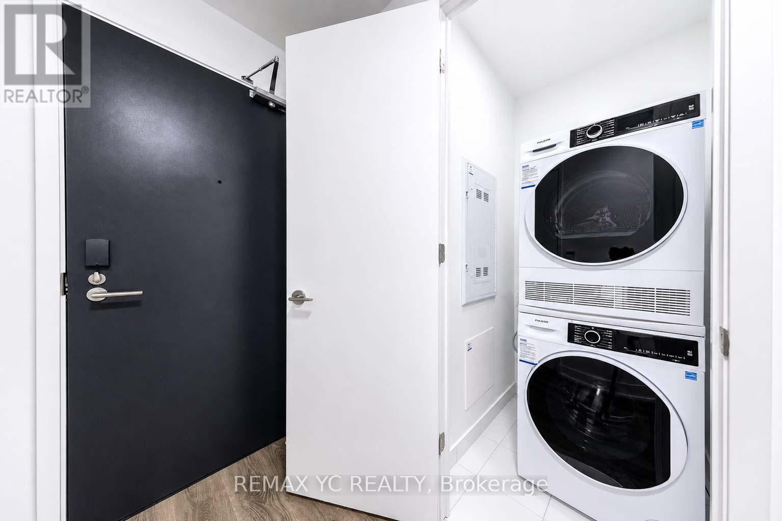 2212 - 180 Front Street E, Toronto, Ontario  M5A 0A9 - Photo 24 - C13556274