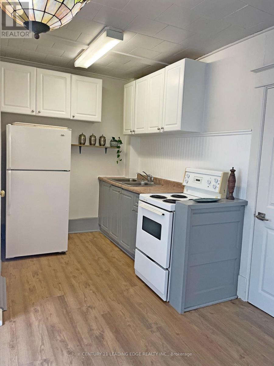 23 Queen Street, Kawartha Lakes, Ontario  K9V 1G1 - Photo 8 - X13556496