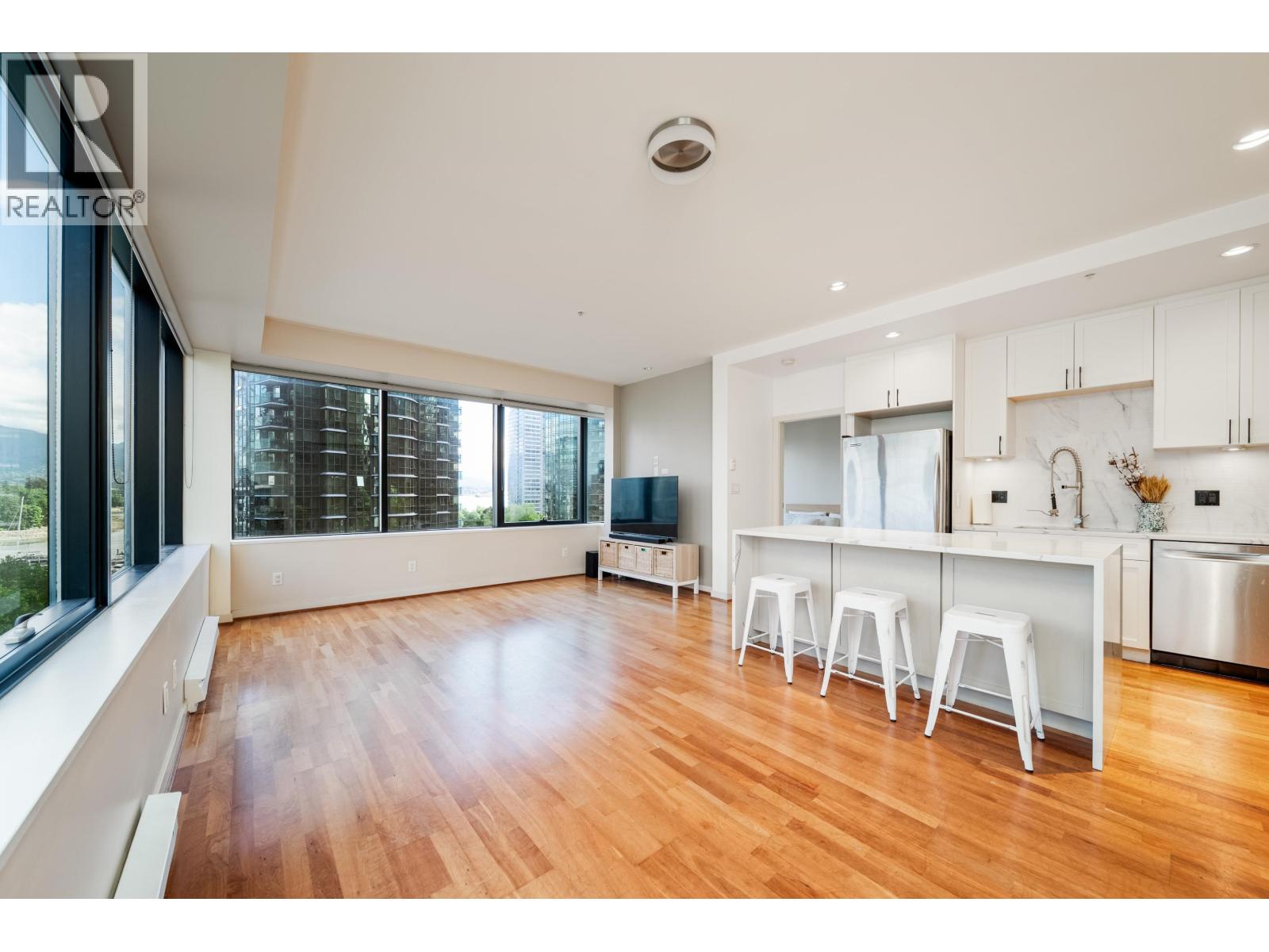 502 1333 W Georgia Street, Vancouver, British Columbia  V6E 4V3 - Photo 8 - R3145473