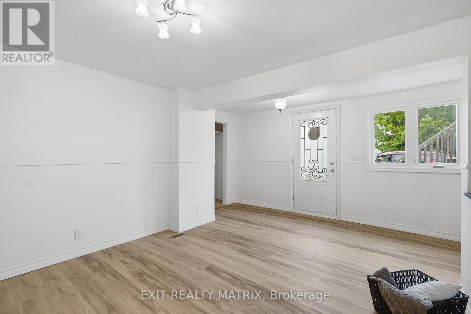 350 St Philippe Street, Alfred And Plantagenet, Ontario  K0B 1A0 - Photo 3 - X13557420