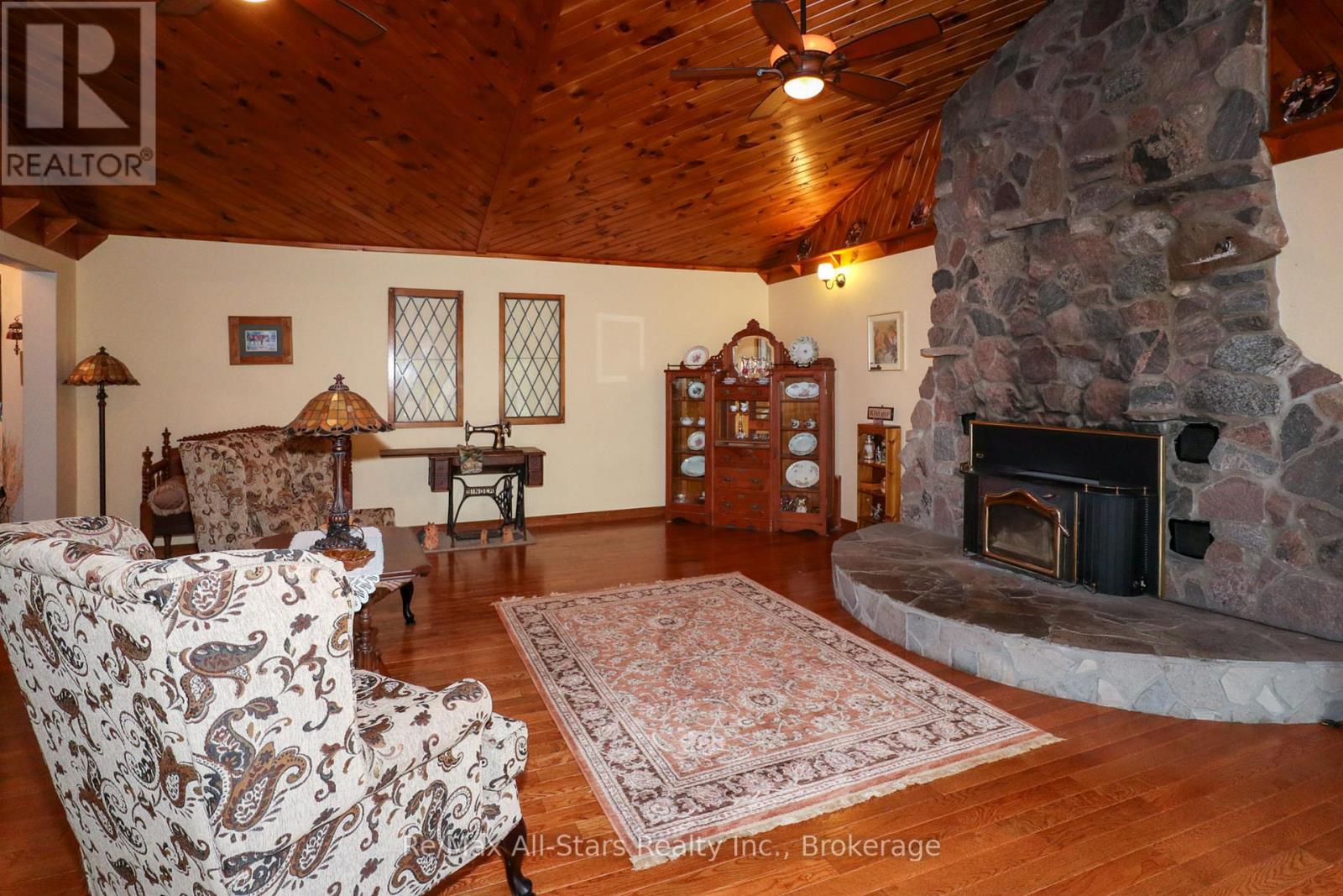 1474 Fleetwood Road, Kawartha Lakes, Ontario  L0A 1A0 - Photo 12 - X13467946