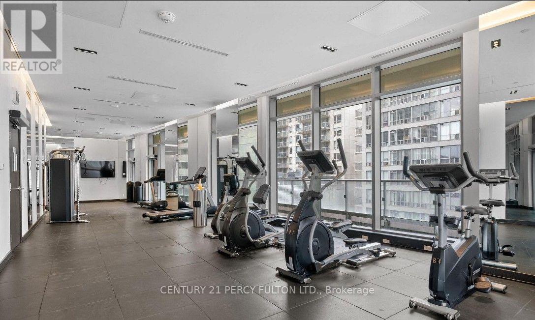 4710 - 2221 YONGE STREET