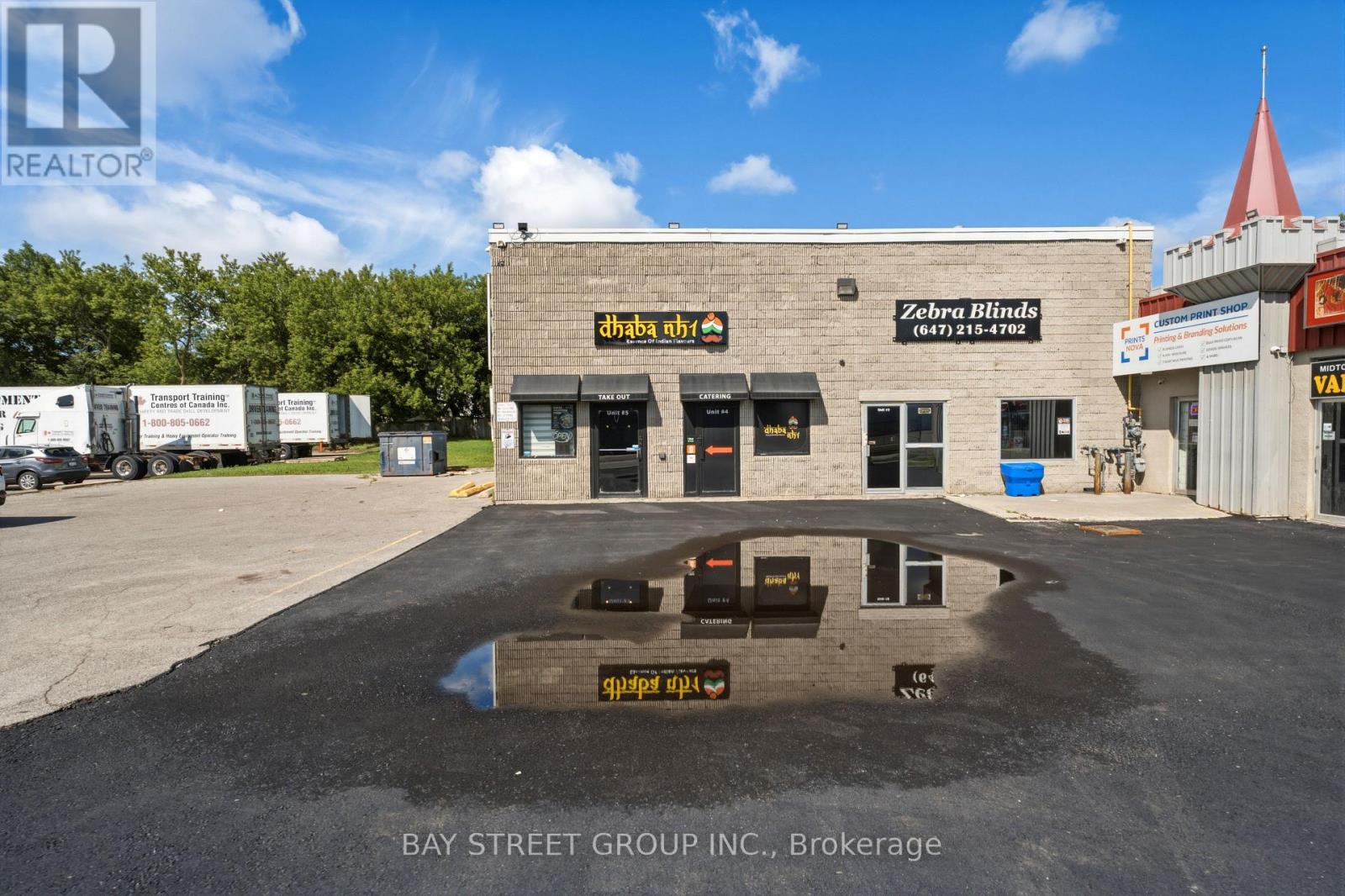 4&5 - 8 Midtown Drive, Oshawa, Ontario  L1J 3Z7 - Photo 1 - E13557336