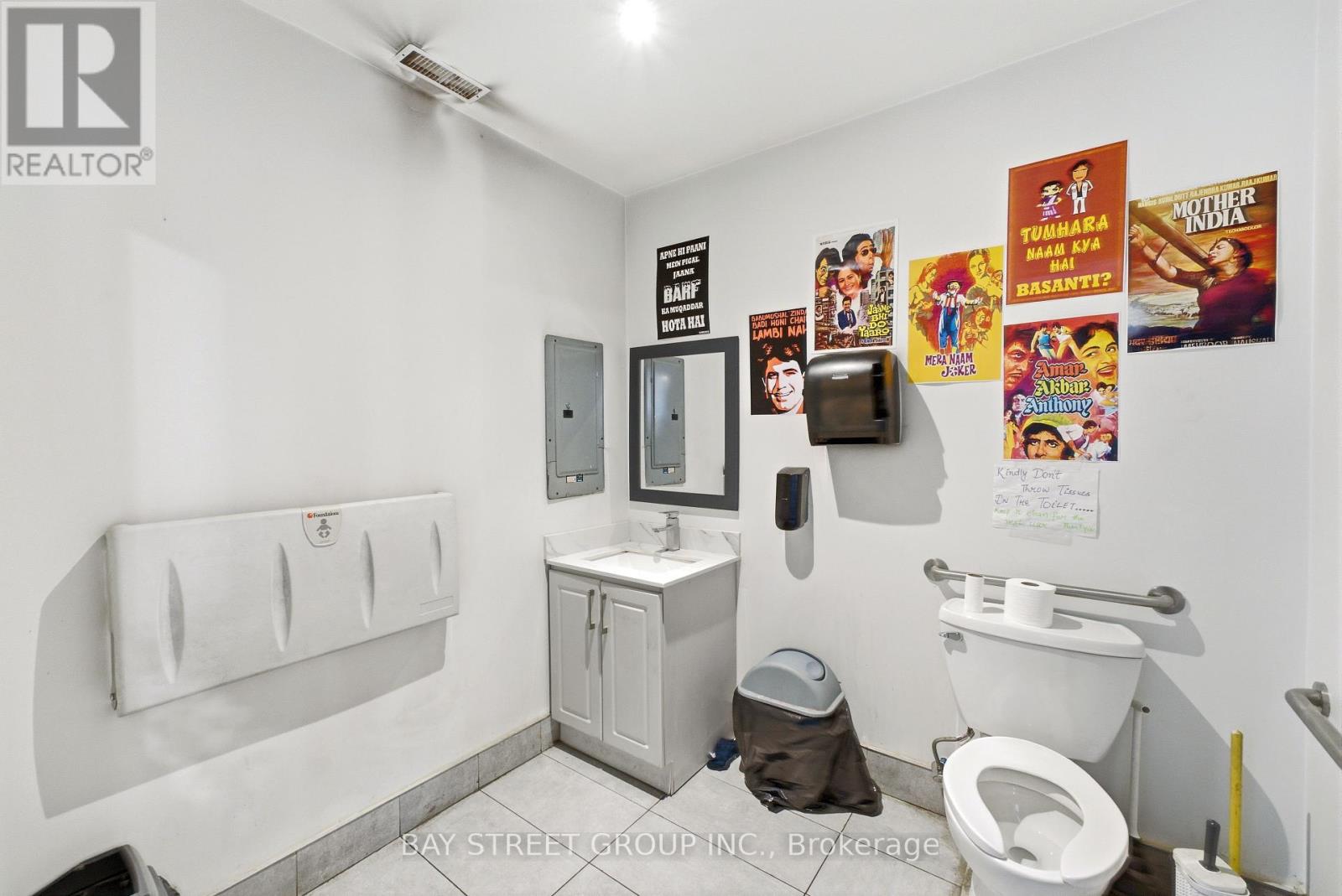 4&5 - 8 Midtown Drive, Oshawa, Ontario  L1J 3Z7 - Photo 23 - E13557336