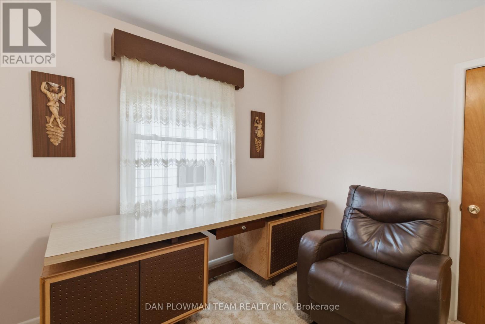 1401 Tremblay Street, Oshawa, Ontario  L1J 3X7 - Photo 14 - E13557414