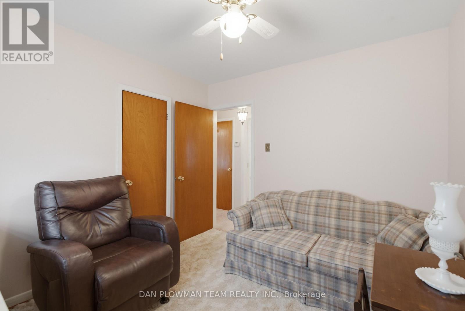 1401 Tremblay Street, Oshawa, Ontario  L1J 3X7 - Photo 15 - E13557414