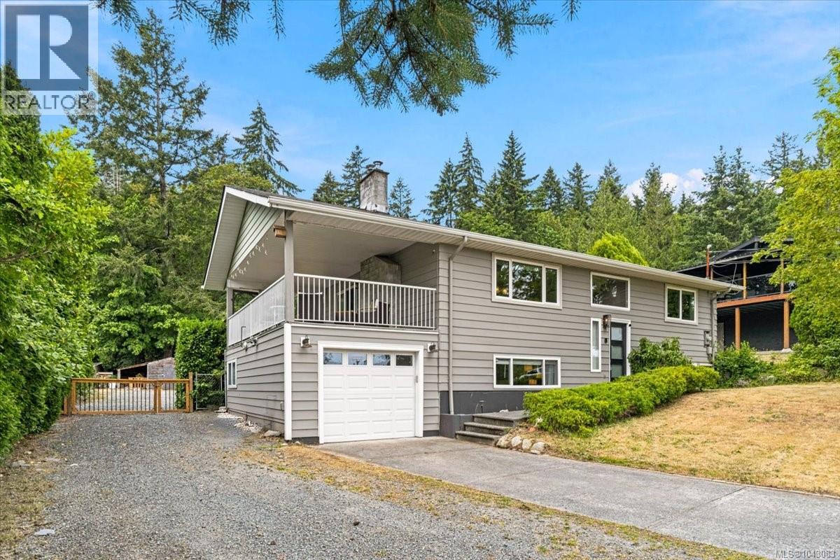 825 Dogwood Rd, Nanaimo