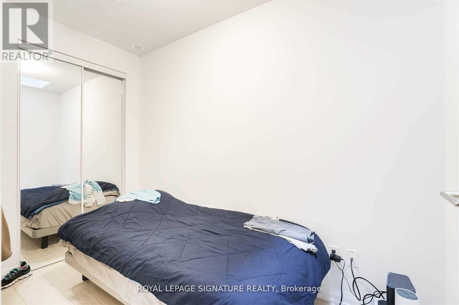 Th12 - 1010 Portage Parkway, Vaughan, Ontario  L4K 0K3 - Photo 6 - N13557378