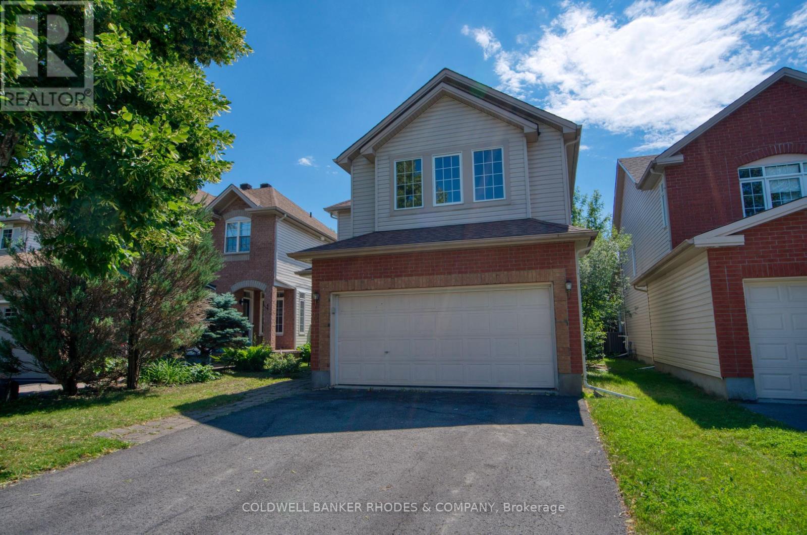Property Listing: 32 Catterick Crescent, Ottawa, Ontario