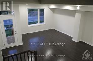 321 Quest Private, Ottawa, Ontario  K1X 0J1 - Photo 5 - X13557366
