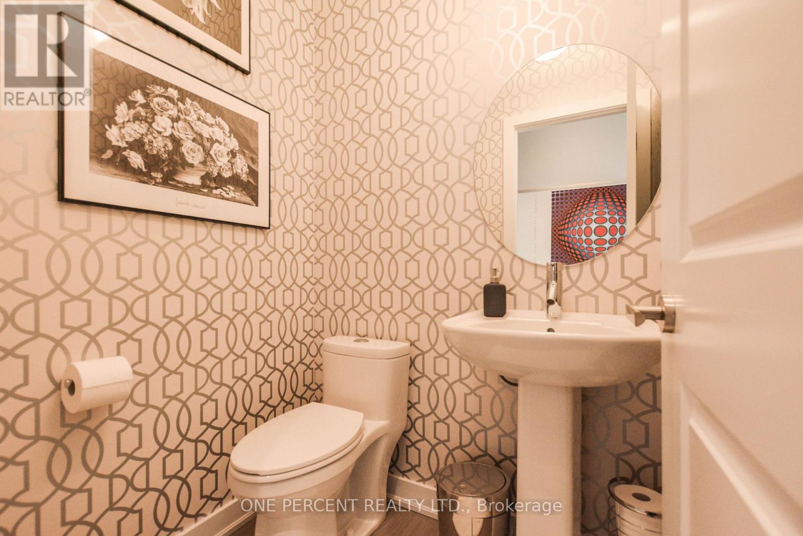 16 Denarius Crescent, Richmond Hill, Ontario  L4E 0Y9 - Photo 5 - N13556348