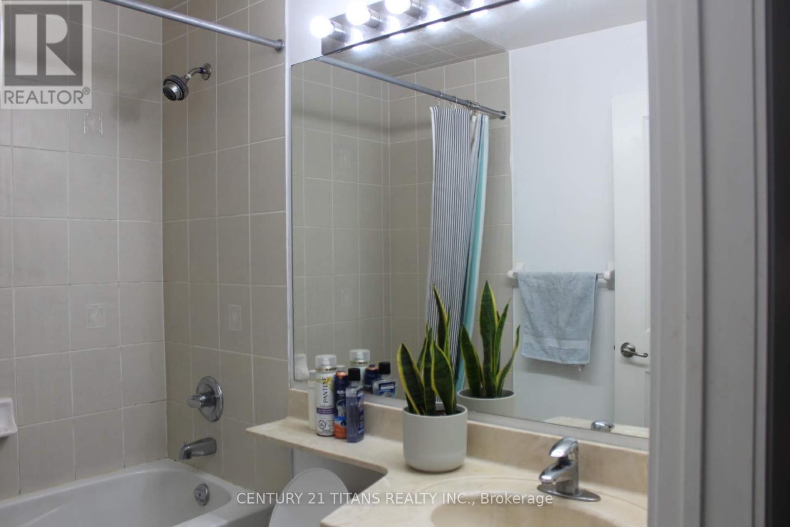 402 - 70 Absolute Avenue, Mississauga, Ontario  L4Z 0A4 - Photo 8 - W13557312