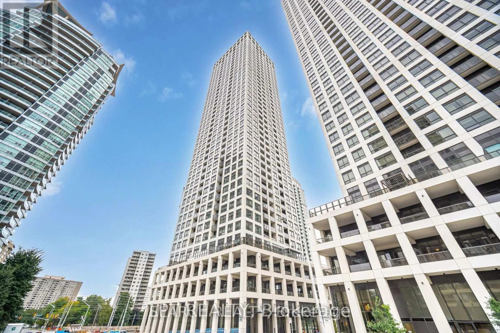 1708 - 30 ELM DRIVE W