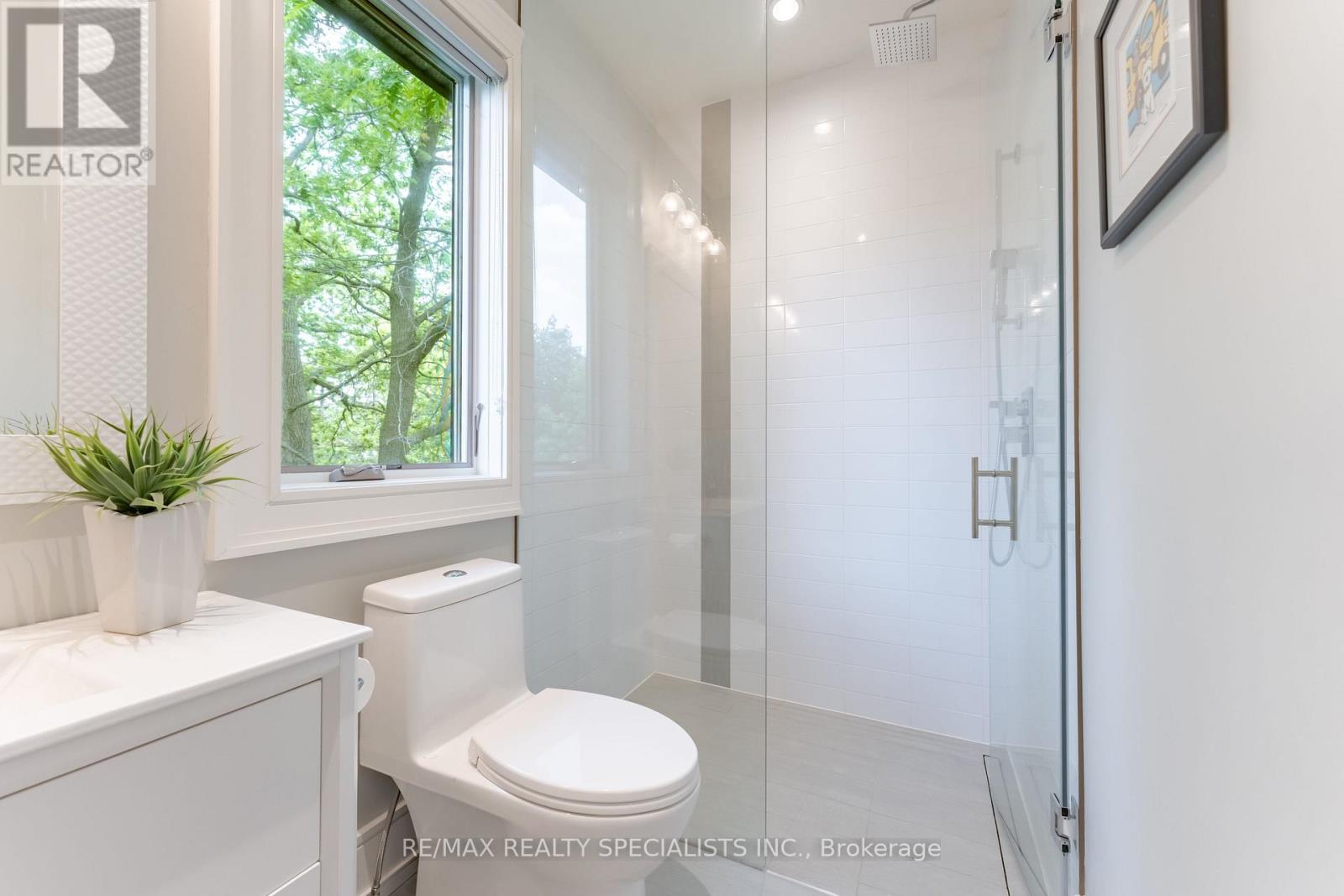 18 Florence Drive, Oakville, Ontario  L6K 1V6 - Photo 23 - W13557408