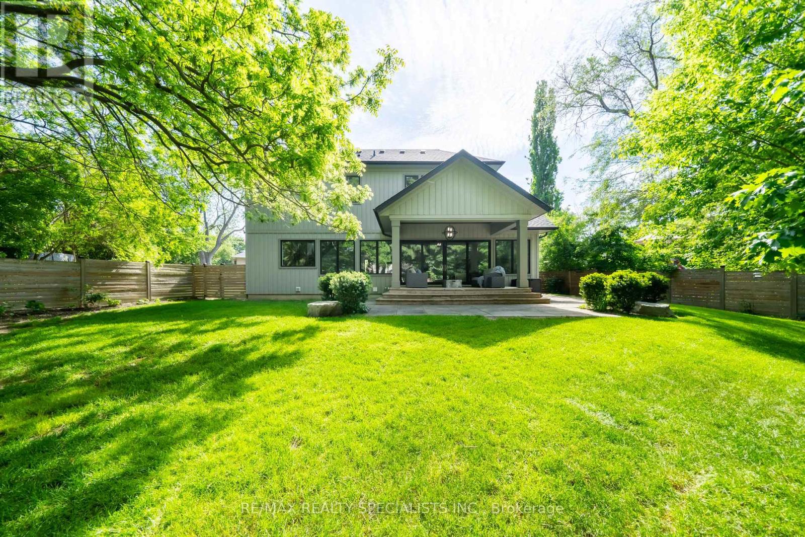 18 Florence Drive, Oakville, Ontario  L6K 1V6 - Photo 39 - W13557408
