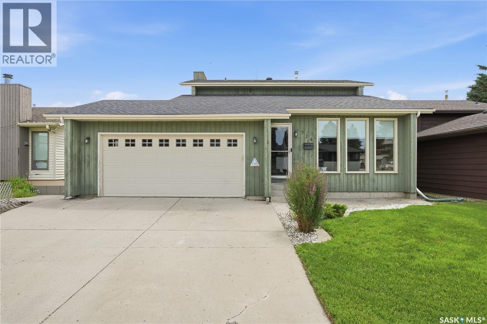 714 Delaronde CRESCENT, Saskatoon, Saskatchewan