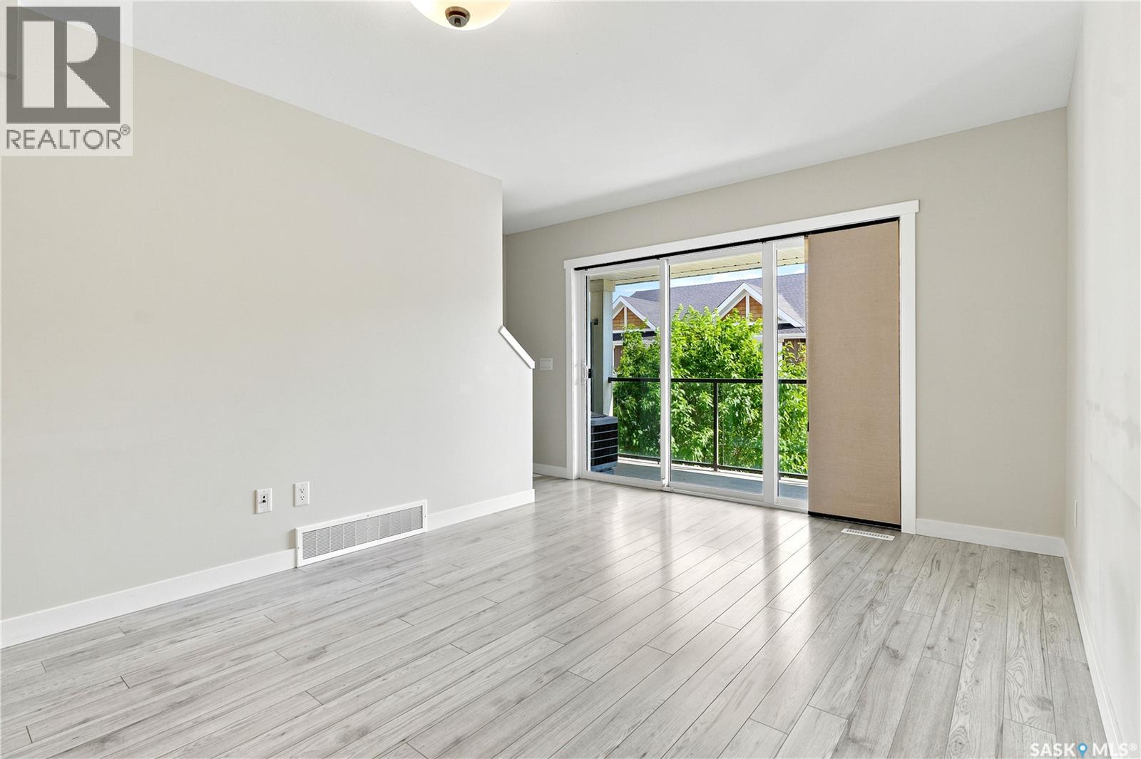 204 315 Dickson Crescent, Saskatoon, Saskatchewan  S7T 0Z1 - Photo 16 - SK042369