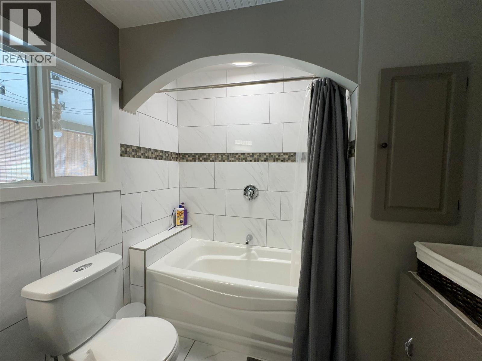 440 Hubscher Road, Ross Spur, British Columbia  V0G 1L0 - Photo 53 - 10394009