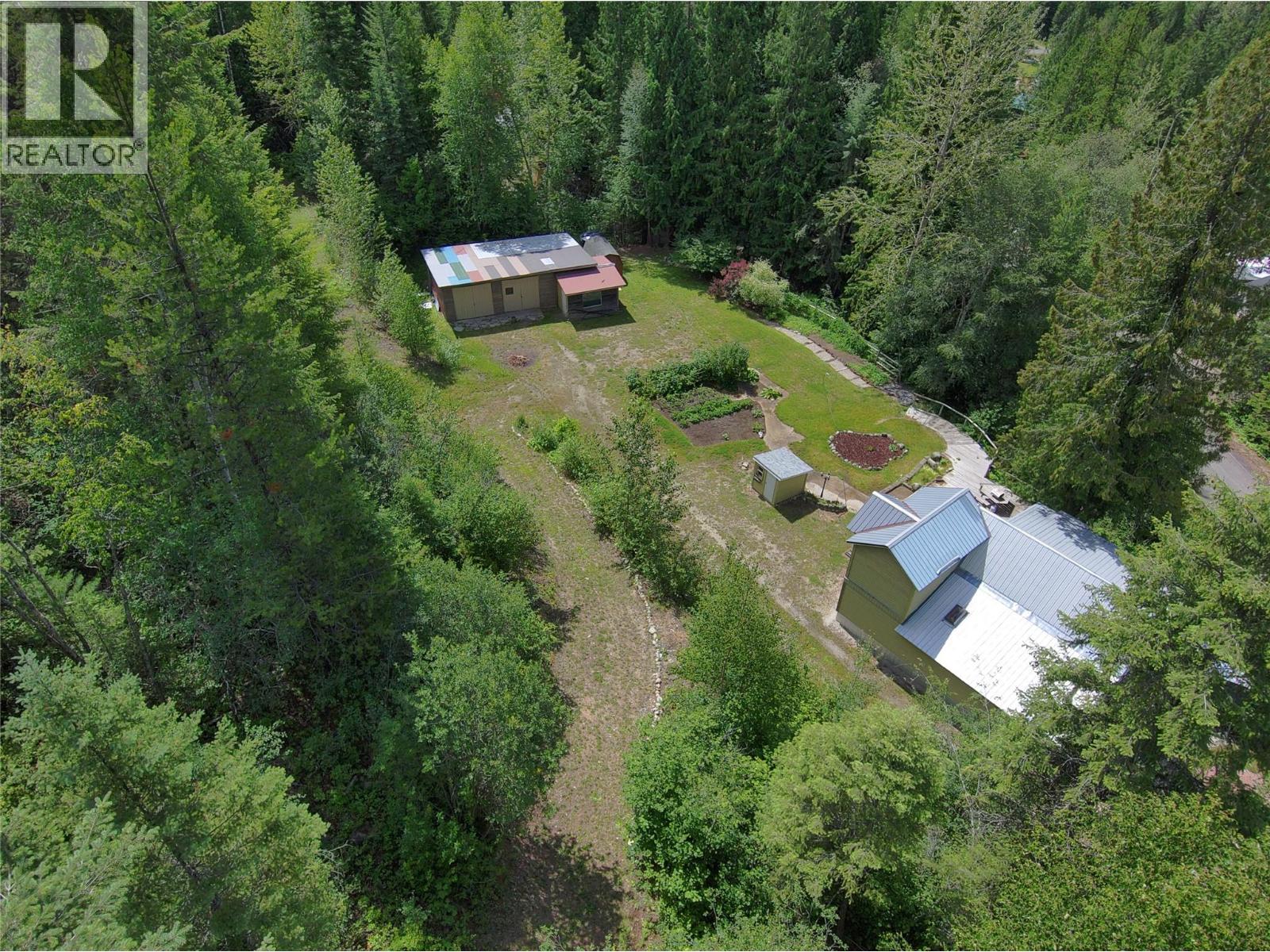 440 Hubscher Road, Ross Spur, British Columbia  V0G 1L0 - Photo 69 - 10394009