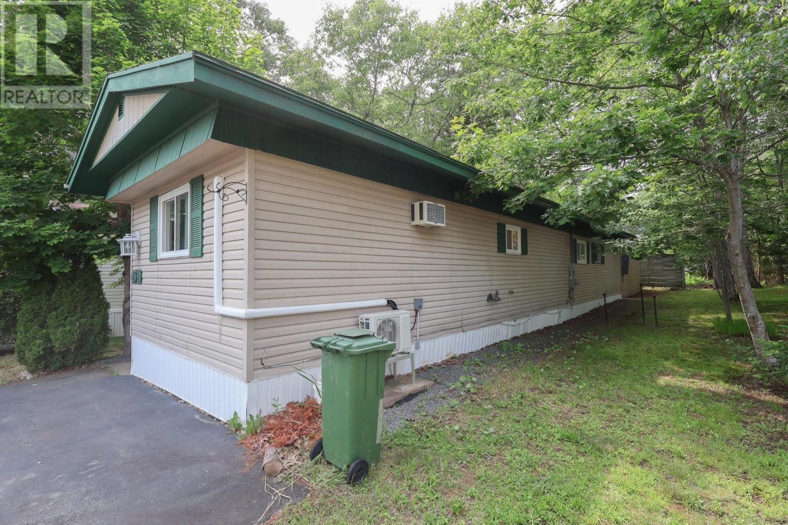 231 Seasons Drive, Bridgewater, Nova Scotia  B4V 3M6 - Photo 2 - 202617369