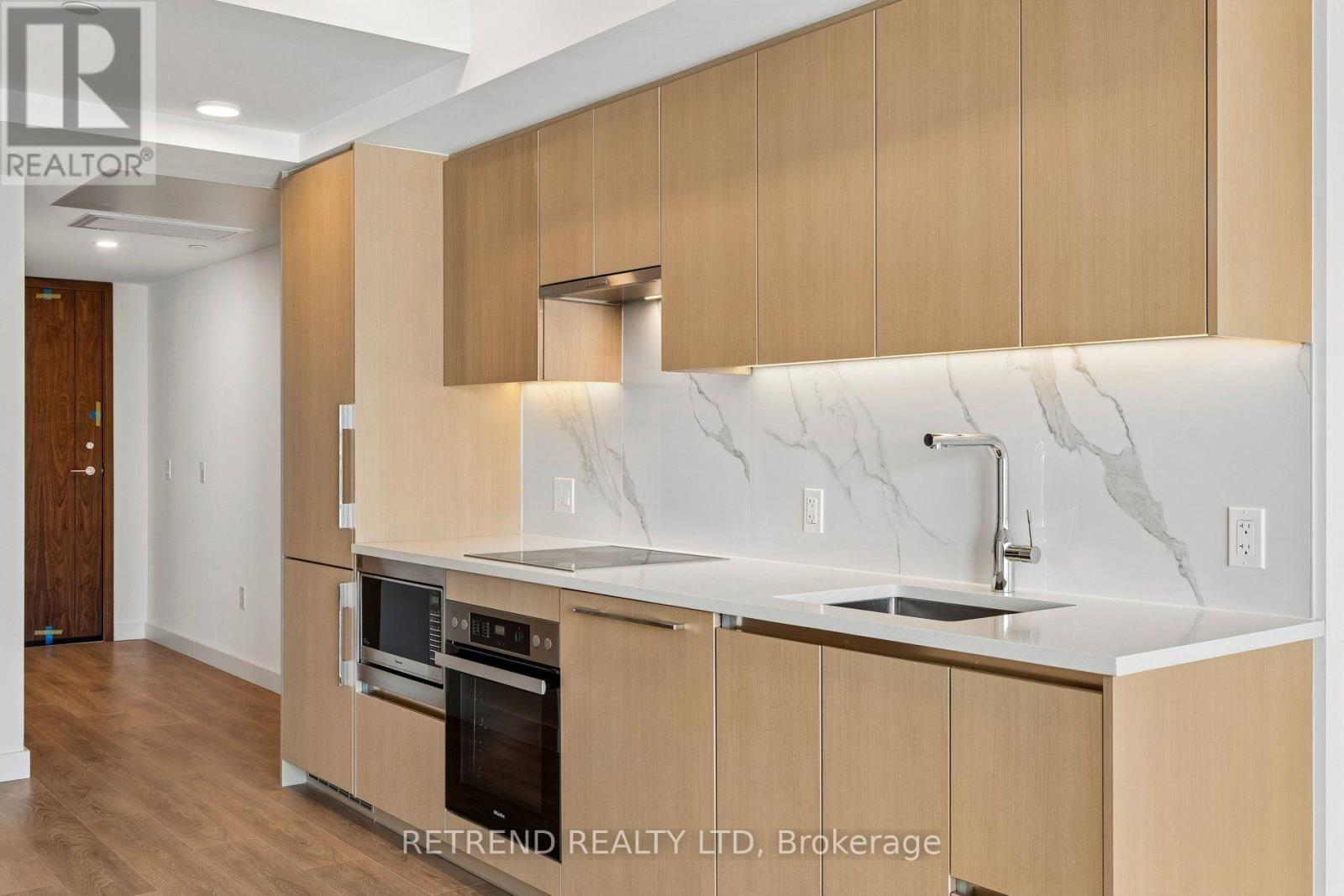 3207 - 3 Concord Cityplace Way, Toronto, Ontario  M5V 0X3 - Photo 13 - C13555806