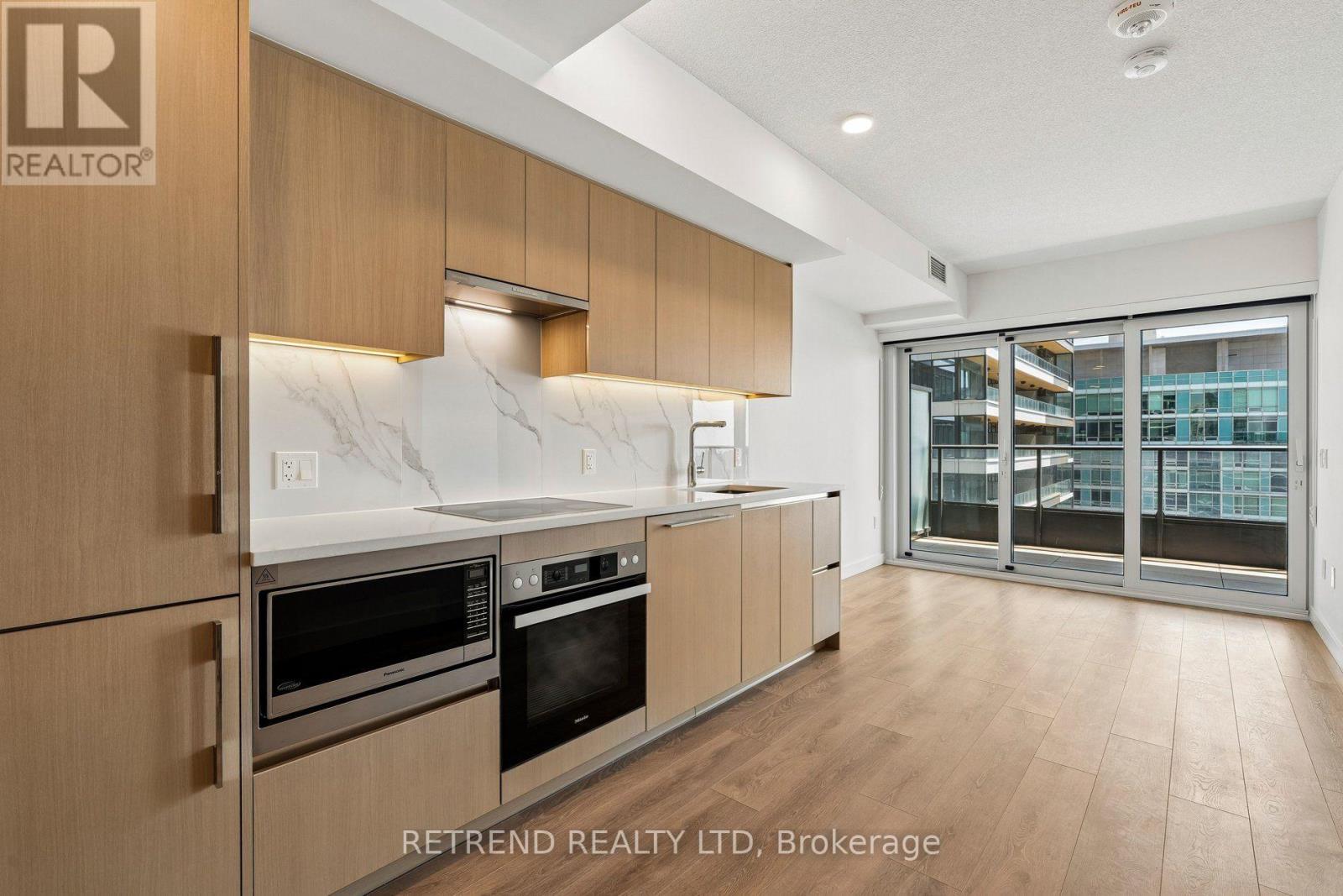 3207 - 3 Concord Cityplace Way, Toronto, Ontario  M5V 0X3 - Photo 11 - C13555806